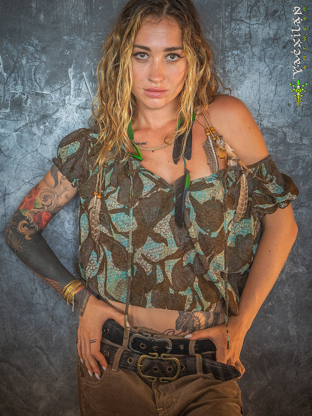 Woman Wideneck Top PIRATESSE / Uragiri - BROWN FLOWER